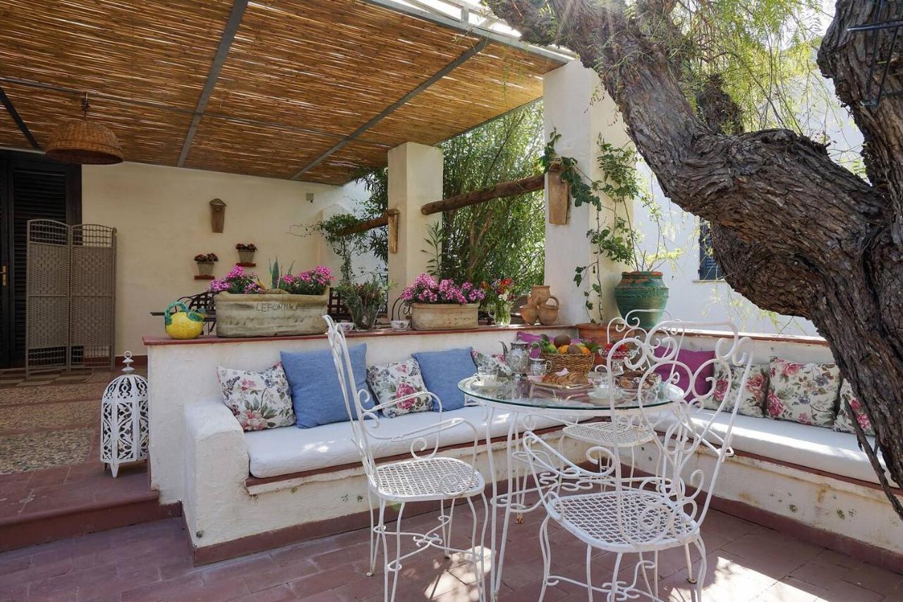 Antica Dimora La Porta Del Sale Bed & Breakfast Marsala Exterior photo